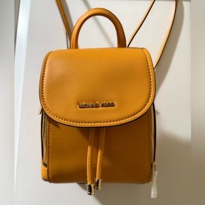 Micheal Kors Phoebe backpack in Honeycomb, XS